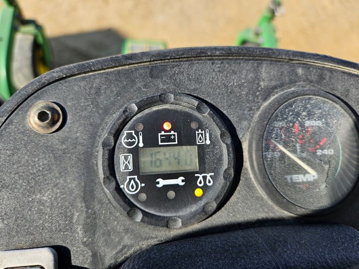 john-deere-1600-image-15