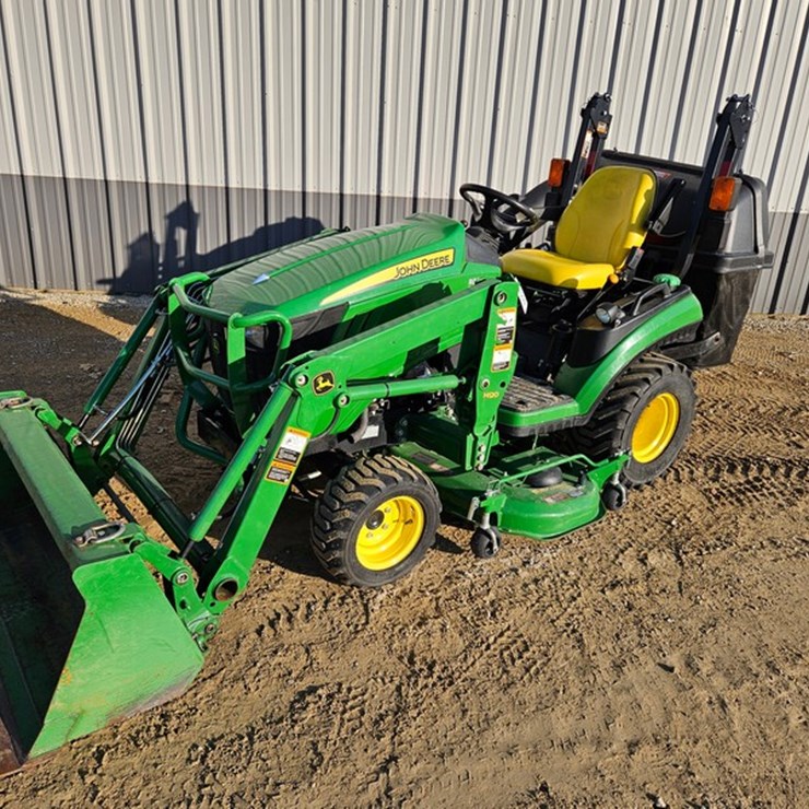 JOHN DEERE 1025R