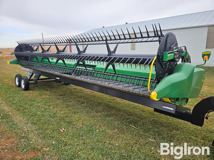 2019-john-deere-730fd-image-1