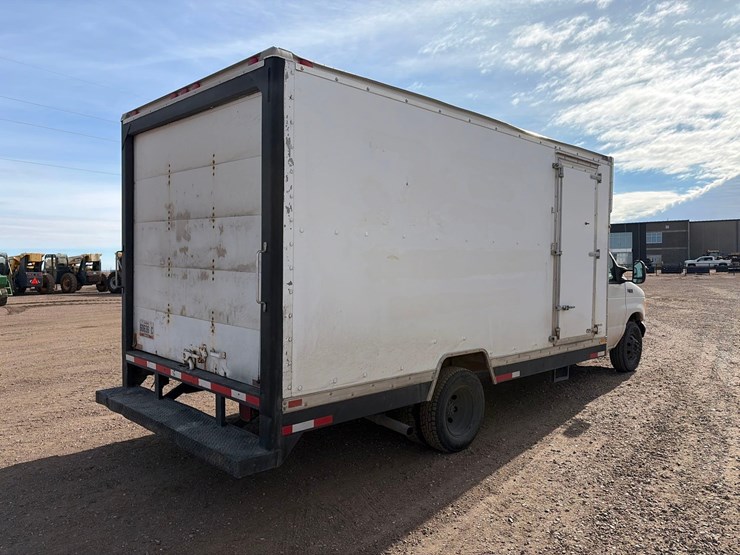 2003-ford-e450-image-3