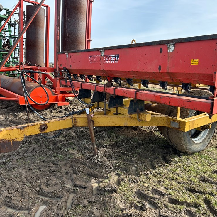 #39188 • Scott Levee Packer w/United Farm Tool Seeder