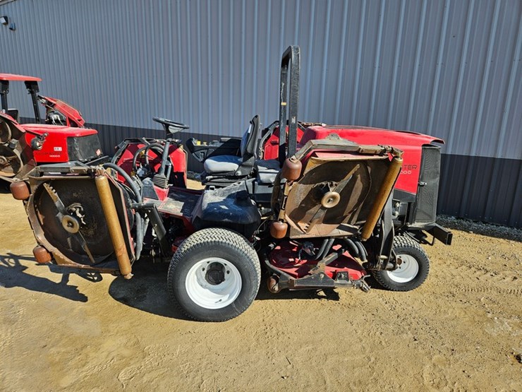 #168-•-toro-ground-master-4700d-4x4-wide-area-mower-image-2