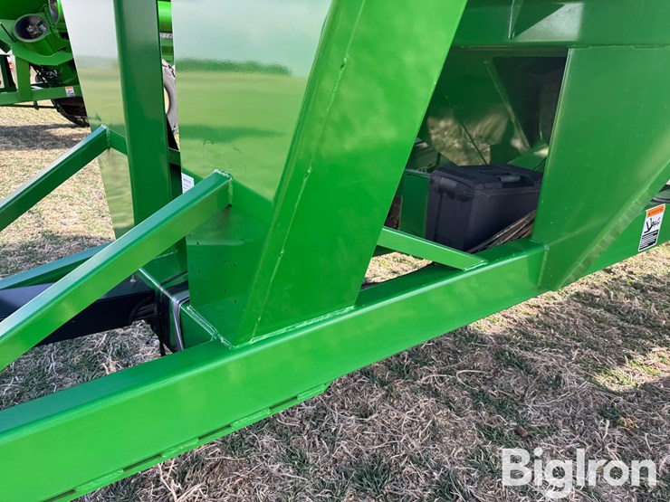 2013-brent-882-image-9