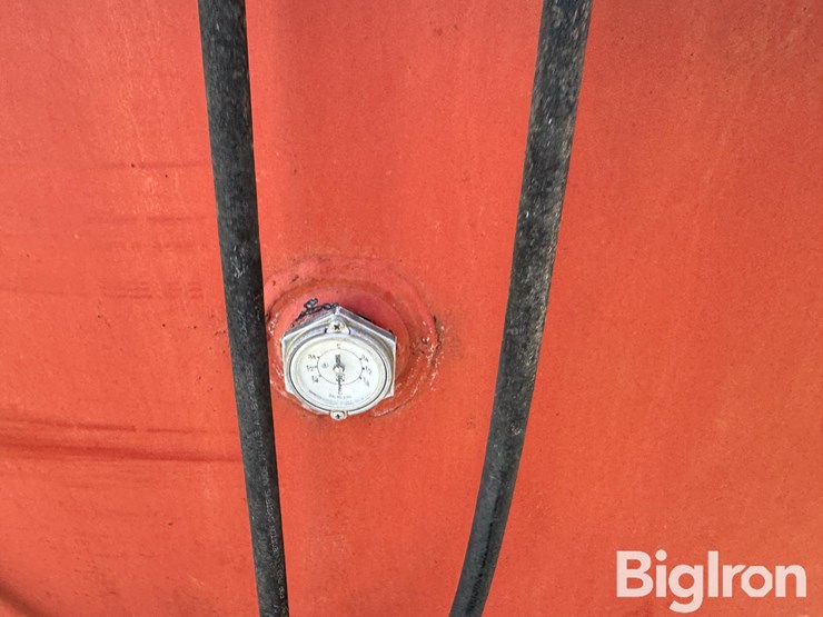 1000-gallon-fuel-trailer-image-15