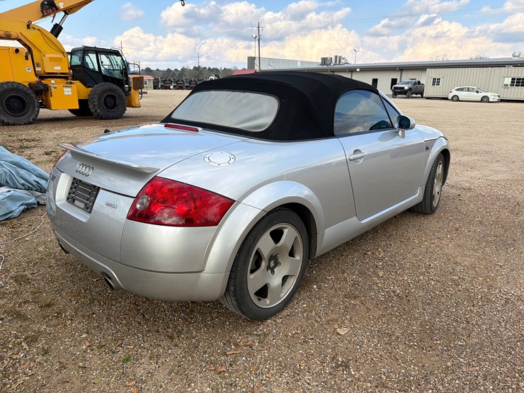 #776-•-2002-audi-tt-quattro-image-4