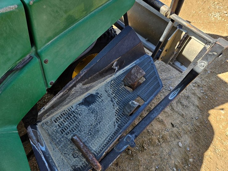 john-deere-1200-image-9