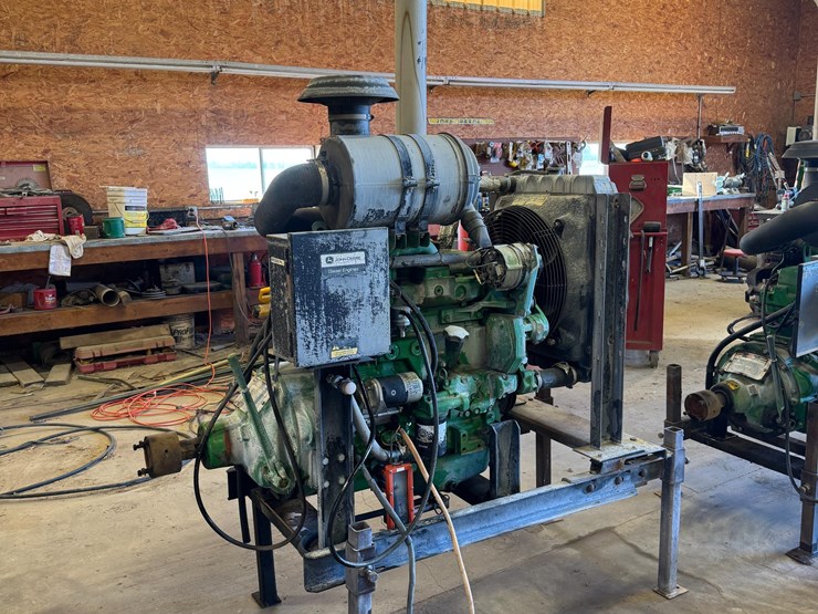 john-deere-4045t-image-1