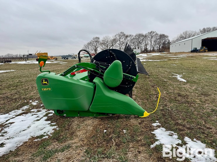 2022-john-deere-735fd-image-4