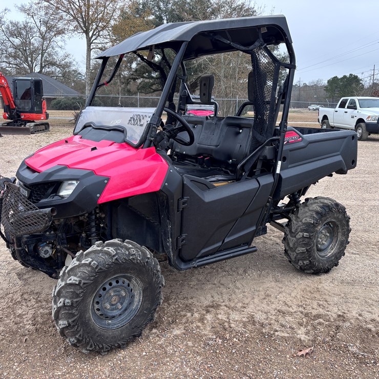 #66 • 2015 HONDA PIONEER 700