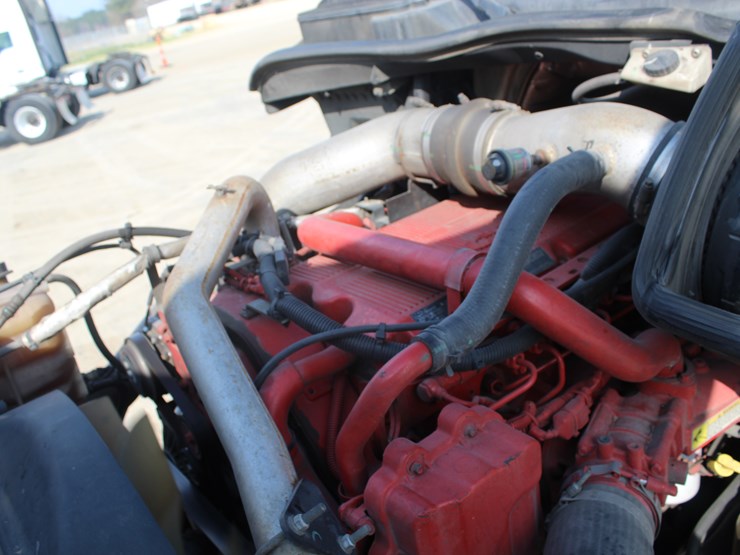 2016-international-prostar-image-17