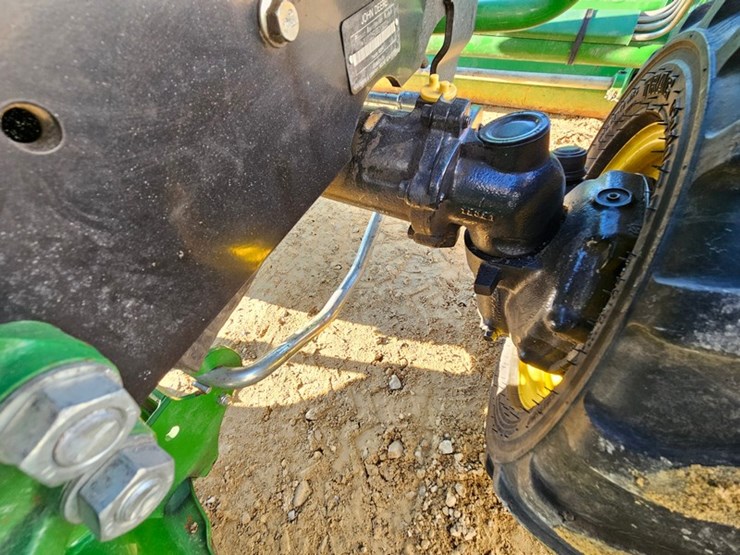 john-deere-1025r-image-16