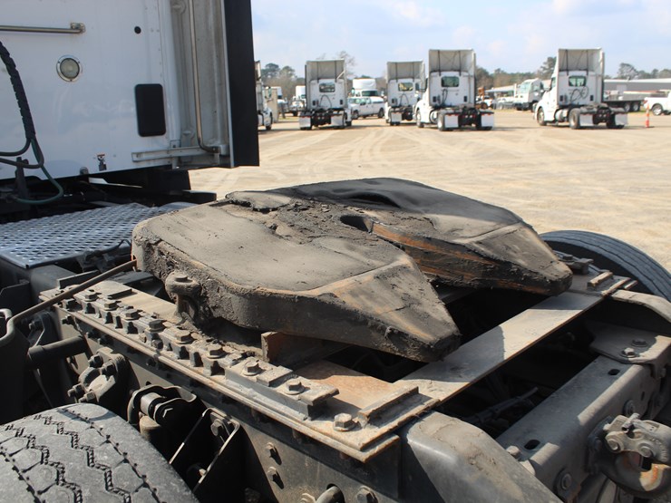 2020-kenworth-t680-image-5