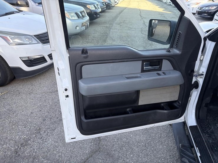 2014-ford-f150-image-10