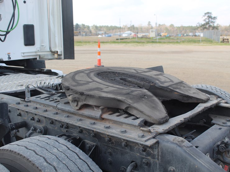 2020-kenworth-t680-image-5