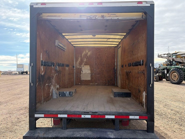 2003-ford-e450-image-10