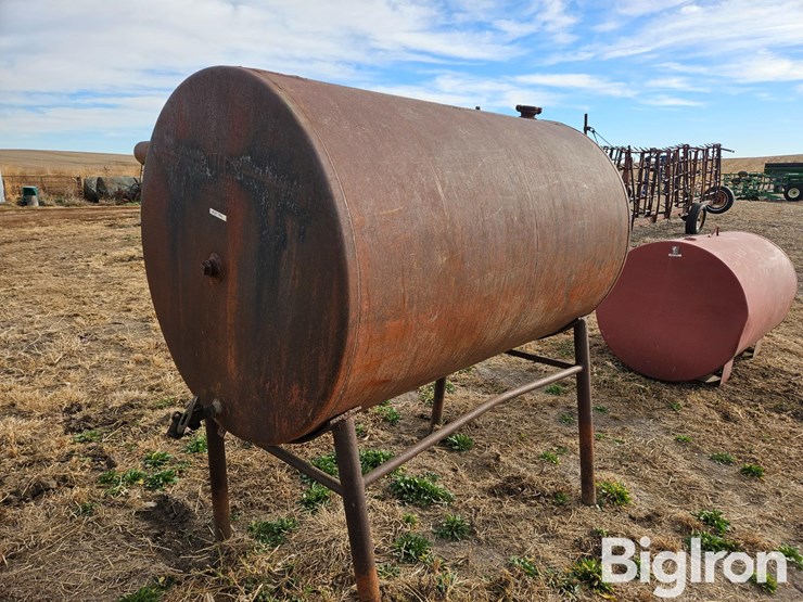 butler-300-gal-fuel-tank-on-stand-image-1