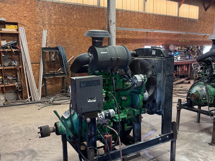 john-deere-4045t-image-1