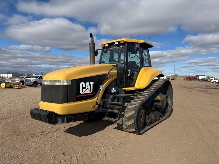 2005-cat-challenger-55-track-tractor-image-1