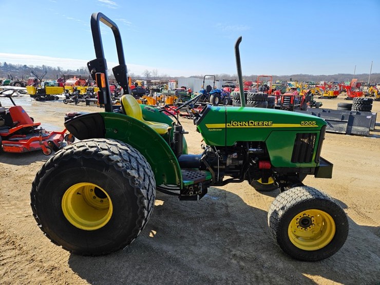 john-deere-5205-image-6
