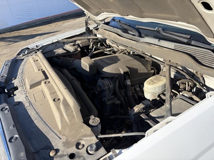 2016-chevrolet-silverado-2500-image-8