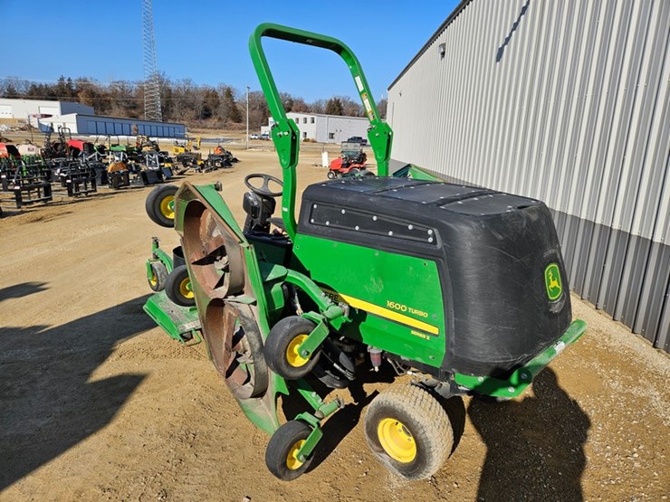 john-deere-1600-image-3