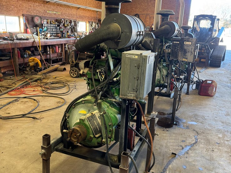 john-deere-4045t-image-2