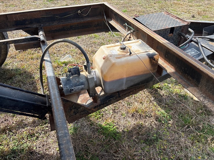 2014-axle-dump-trailer-image-5