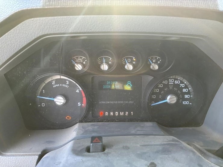 2012-ford-f550-image-14