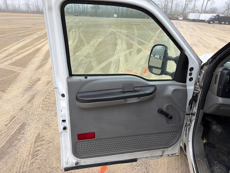 2006-ford-f250-image-10