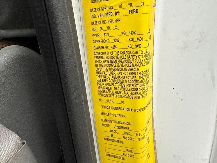 2003-ford-e450-image-21