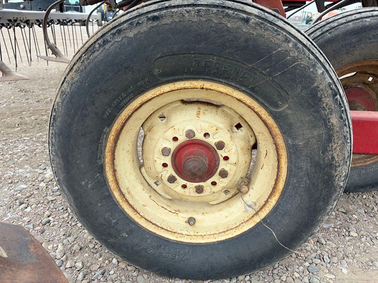 case-ih-4800-image-22