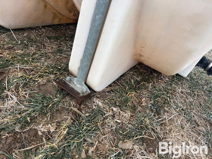 2550-gallon-bulk-tank-image-14