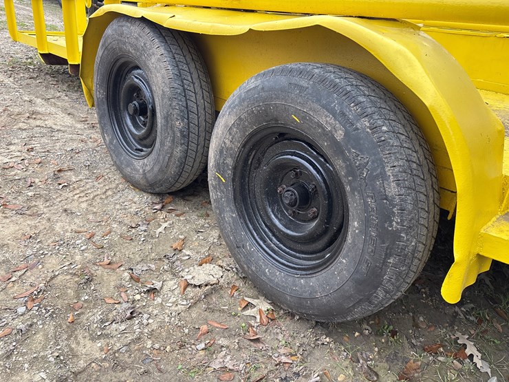 #676-•-16ft-yellow-farm-trailer-|-no-title-image-7