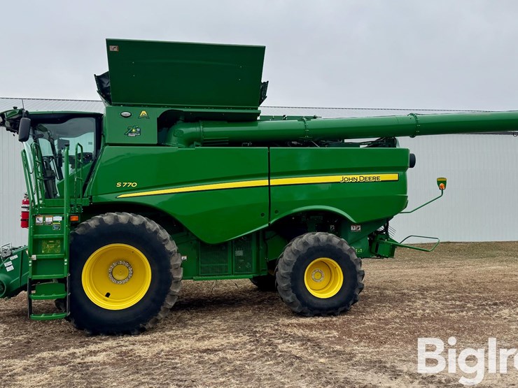 2022-john-deere-s770-image-8