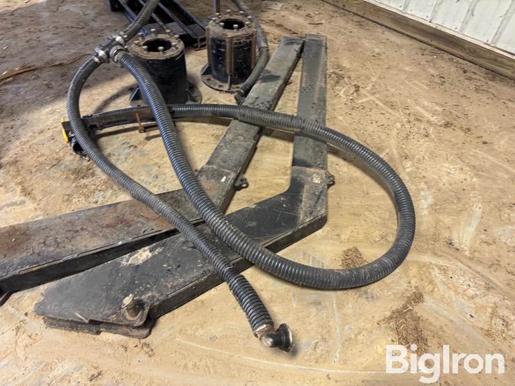 demco-side-quest-500-gal-saddle-tanks-image-10