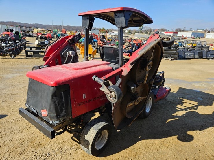 toro-groundsmaster-4000d-image-5