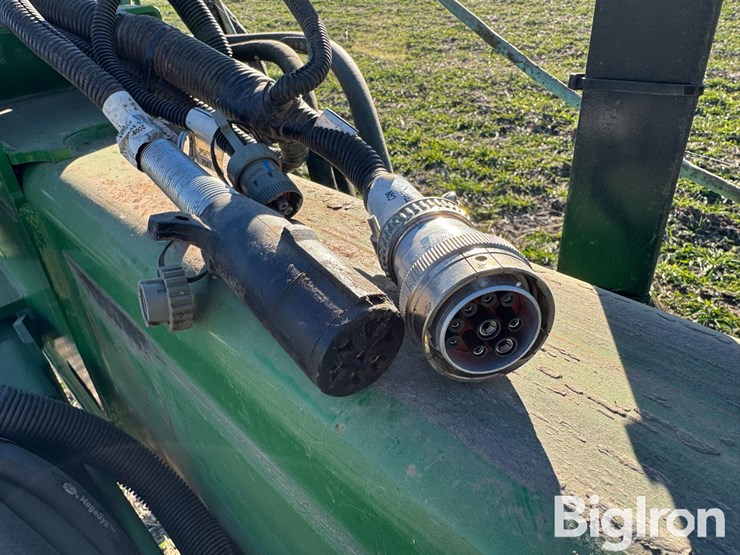 2020-john-deere-1775nt-image-15