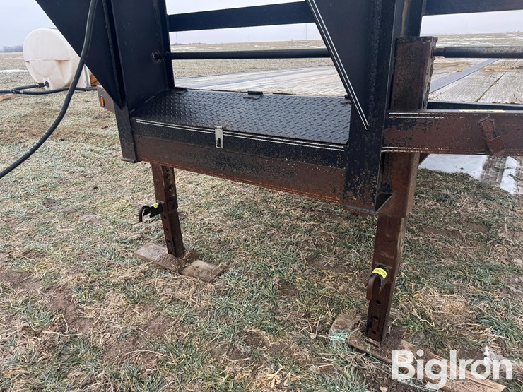 2009-elite-32'-t/a-flatbed-trailer-image-13