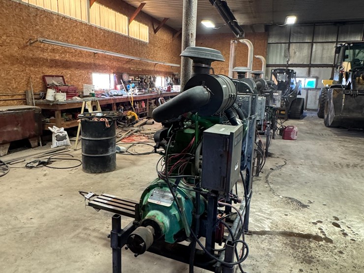 john-deere-4045t-image-2