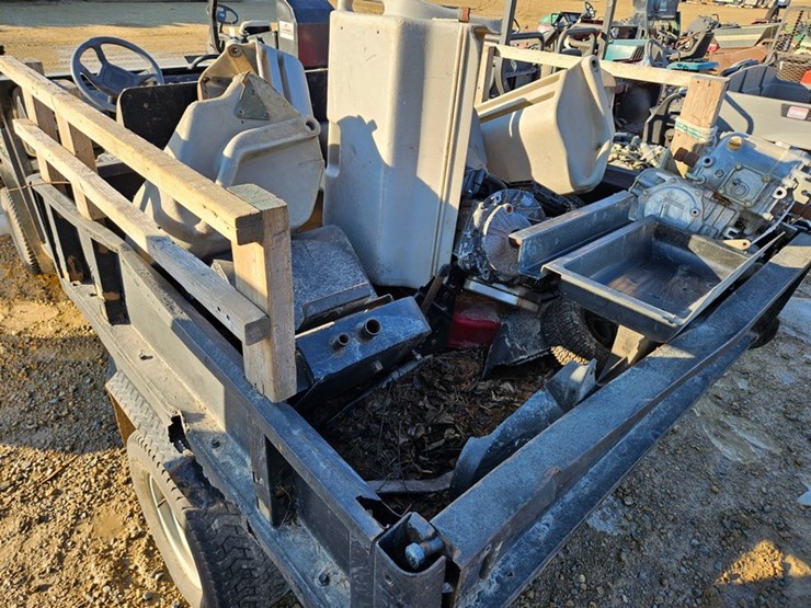 #125-•-cushman-turf-truck-image-13