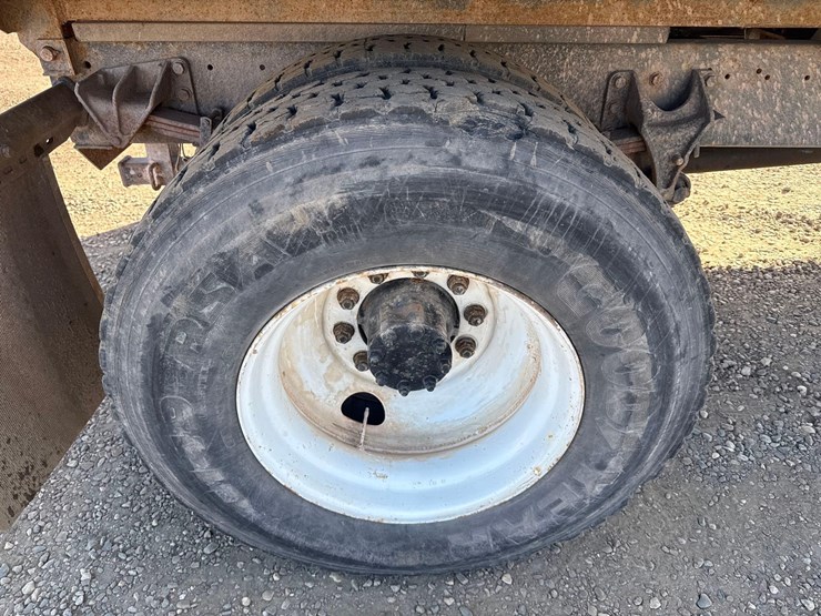 2007-international-4000-image-18