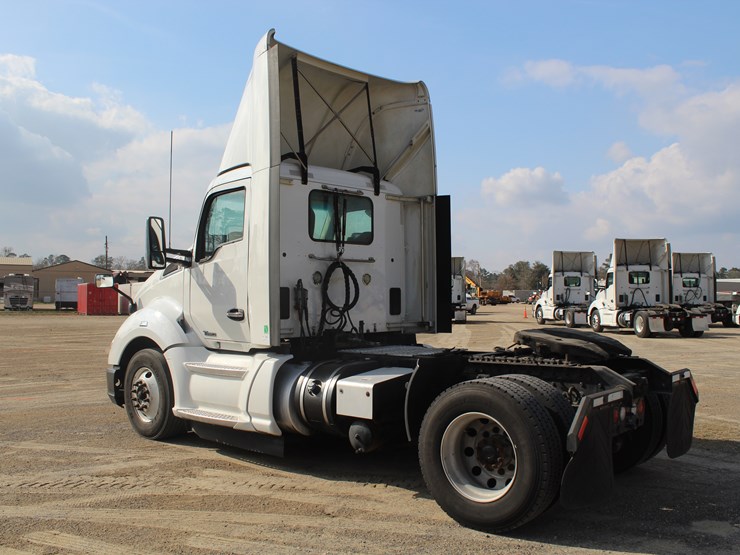 2006-kenworth-t680-image-4