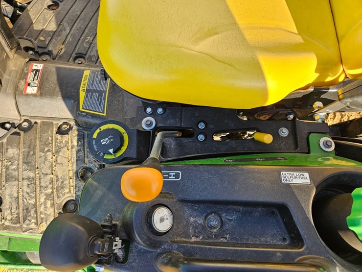 john-deere-1025r-image-23