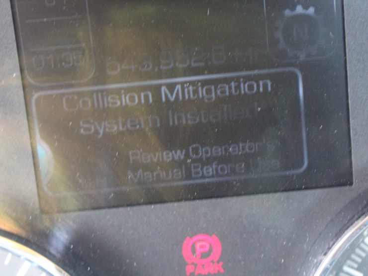 2020-kenworth-t680-image-13