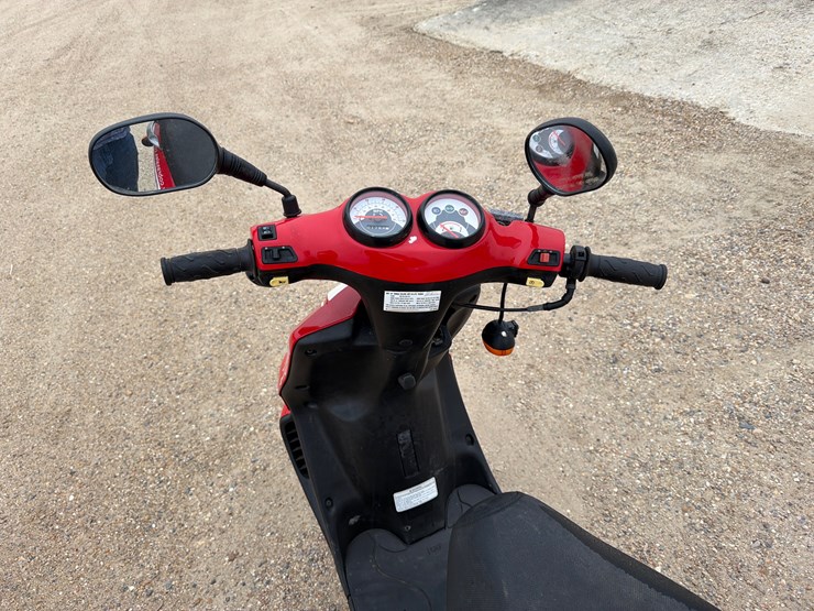 #1803-•-cobra-tgb-scooter-|-for-parts/repairs-|-no-title-image-8