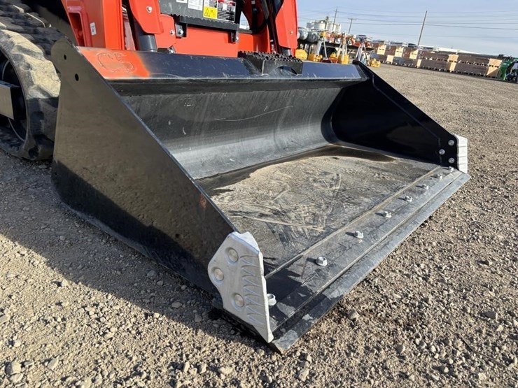 2024-kubota-svl75-3-image-10