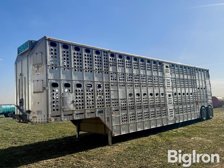 1994-merritt-t/a-aluminum-livestock-trailer-image-1