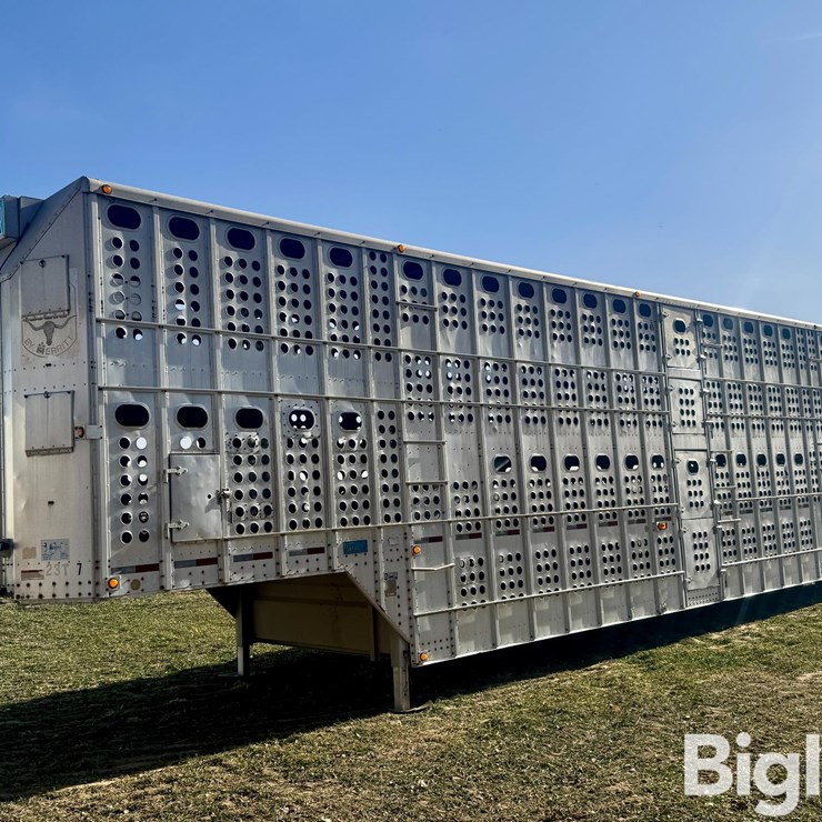 1994 Merritt T/A Aluminum Livestock Trailer