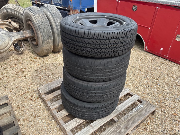 #1601-•-4-goodyear-eagle-tires-and-rims-image-1