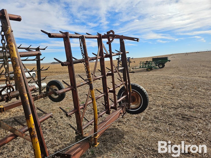 lindsay-bros-hd-750-42'-7-section-spike-tooth-harrow-image-13